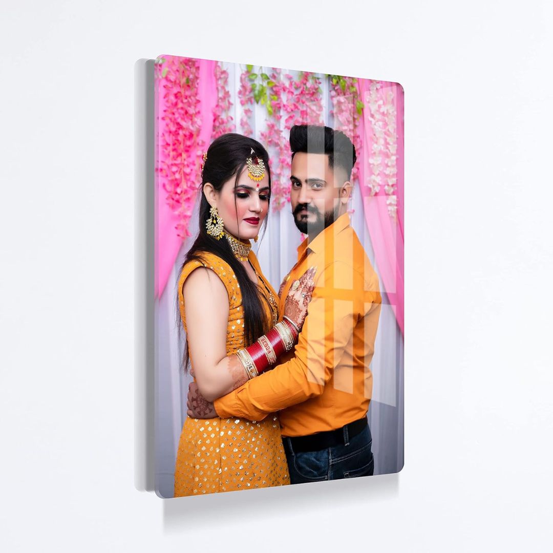 CUSTOMISED ACRYLIC PHOTO FRAME