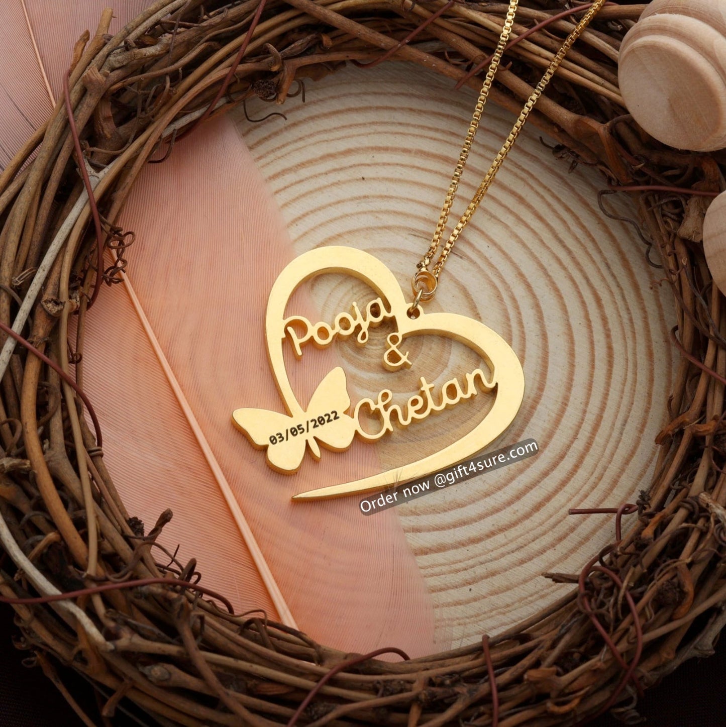 🎁 BUTTERFLY HEART STYLE WITH ENGRAVING COUPLE NAME NECKLACE (100% off)