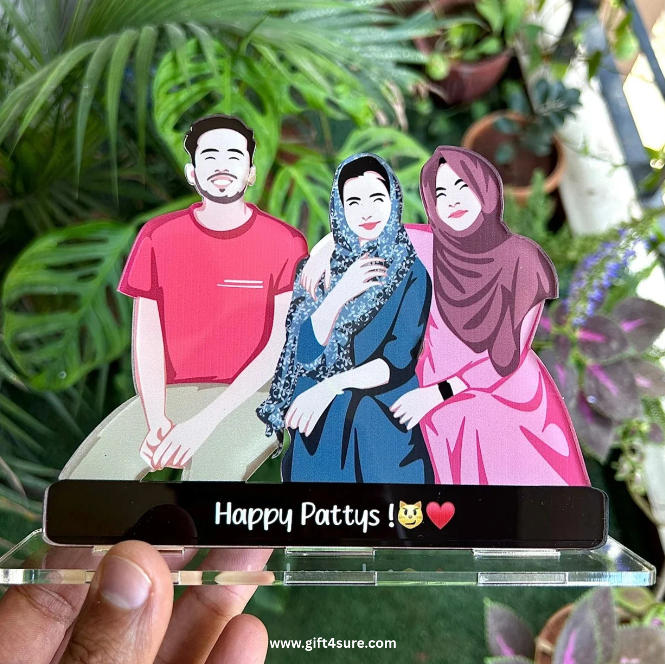 ACRYLIC ILLUSTRATED PHOTO STANDY-2