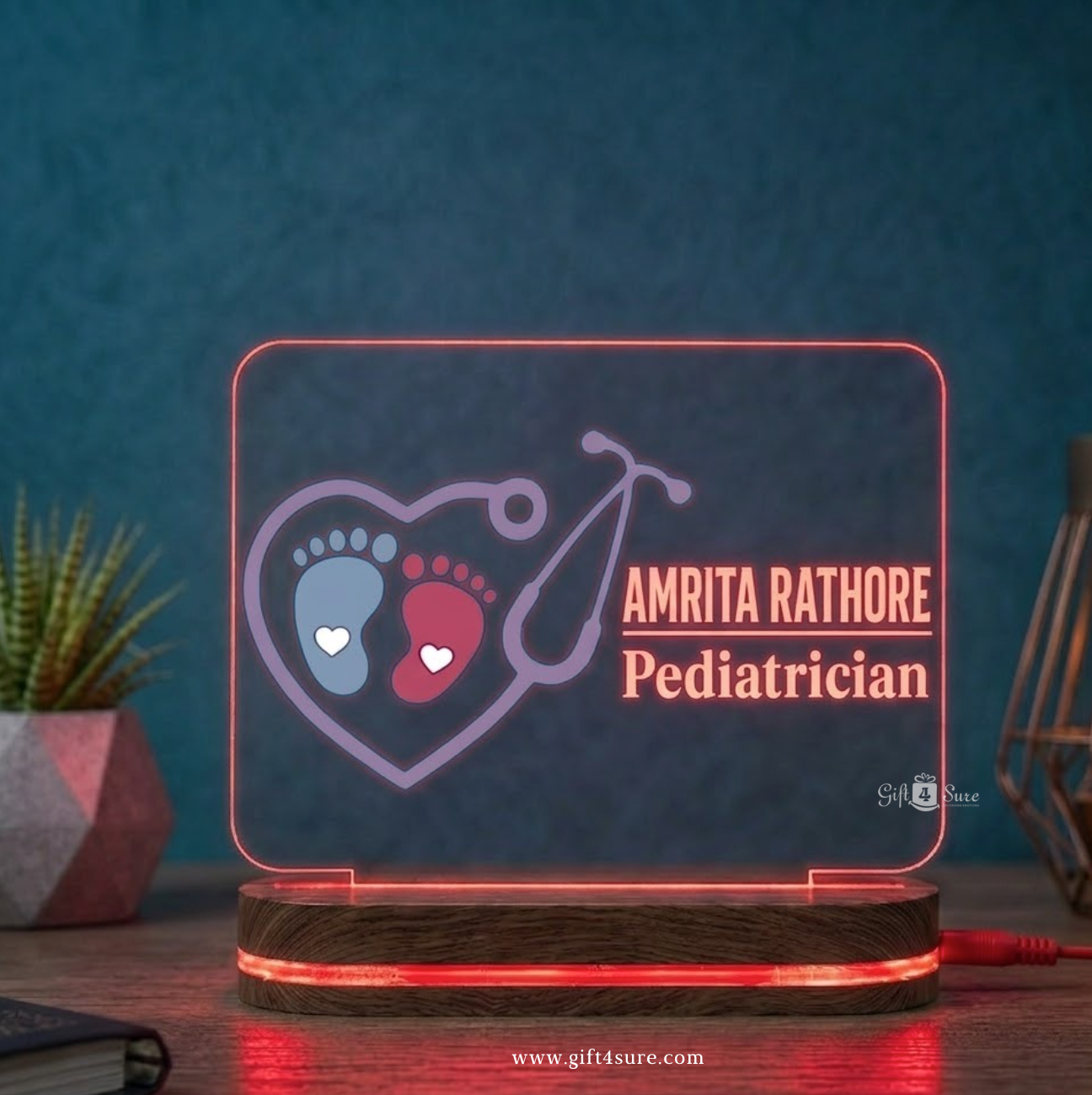 PEDIATRICIAN DOCTOR ACRYLIC LED LAMP (MULTICOLOR)