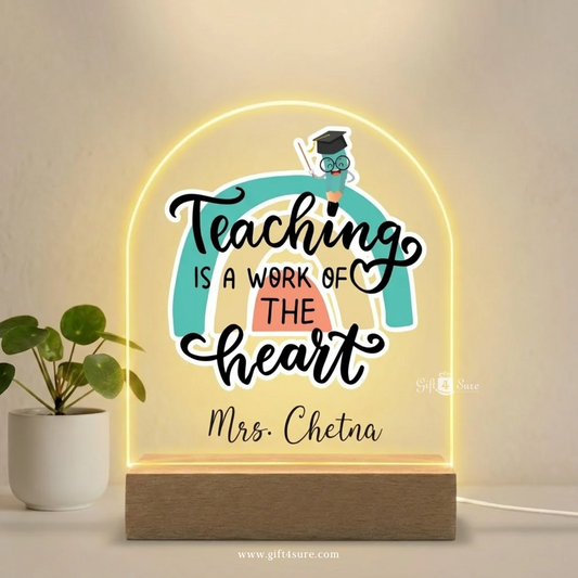 TEACHER ACRYLIC LED LAMP-3