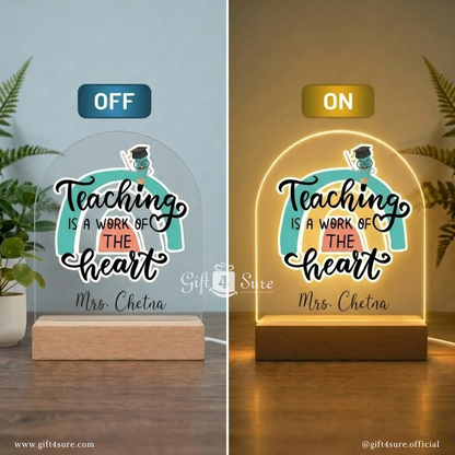 TEACHER ACRYLIC LED LAMP-3