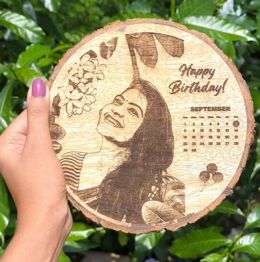 NATURAL WOODEN SLICE PHOTO FRAME