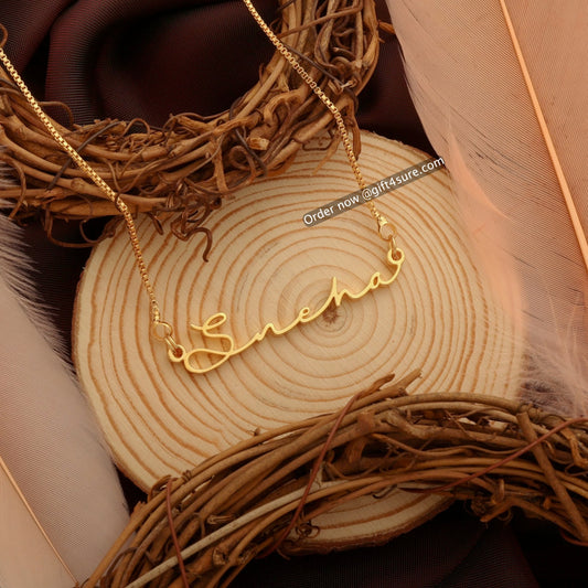 SIGNATURE STYLE NAME NECKLACE